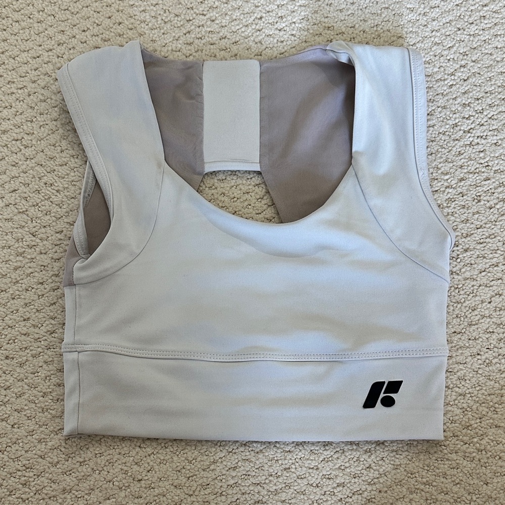 Forme Light Gray Sports Bra